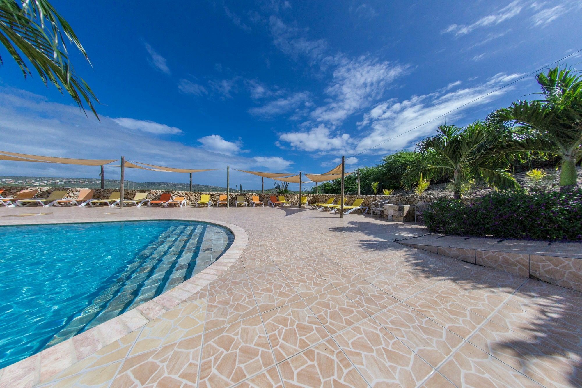 Hillside Resort Bonaire คราเลนไดค์ ภายนอก รูปภาพ