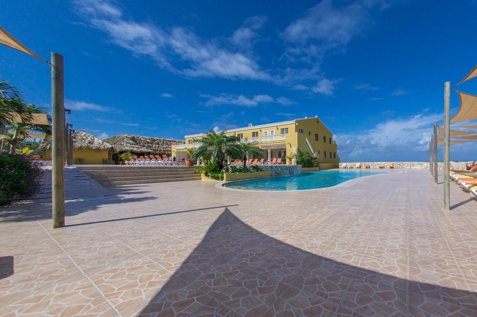 Hillside Resort Bonaire คราเลนไดค์ ภายนอก รูปภาพ