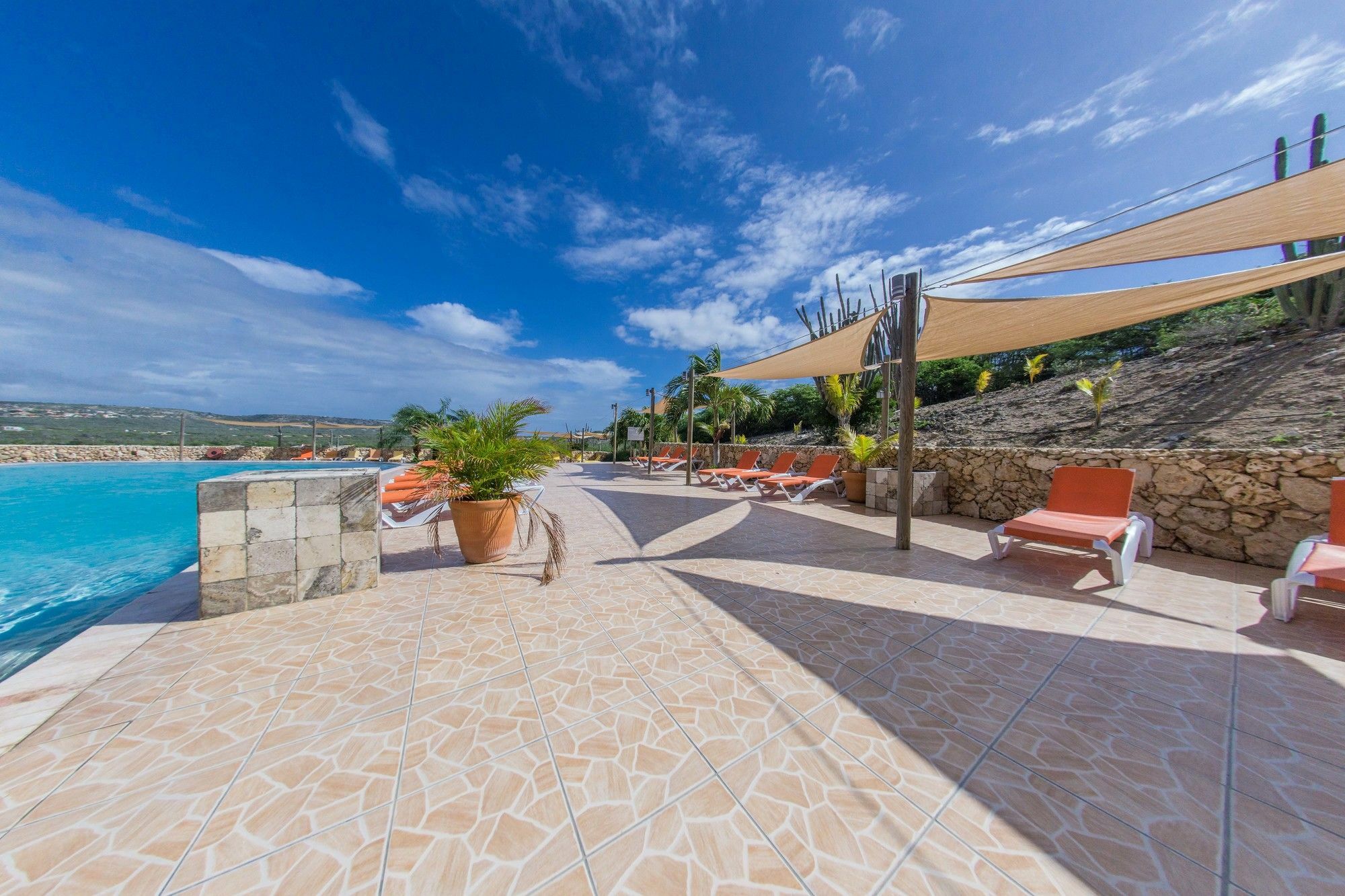 Hillside Resort Bonaire คราเลนไดค์ ภายนอก รูปภาพ