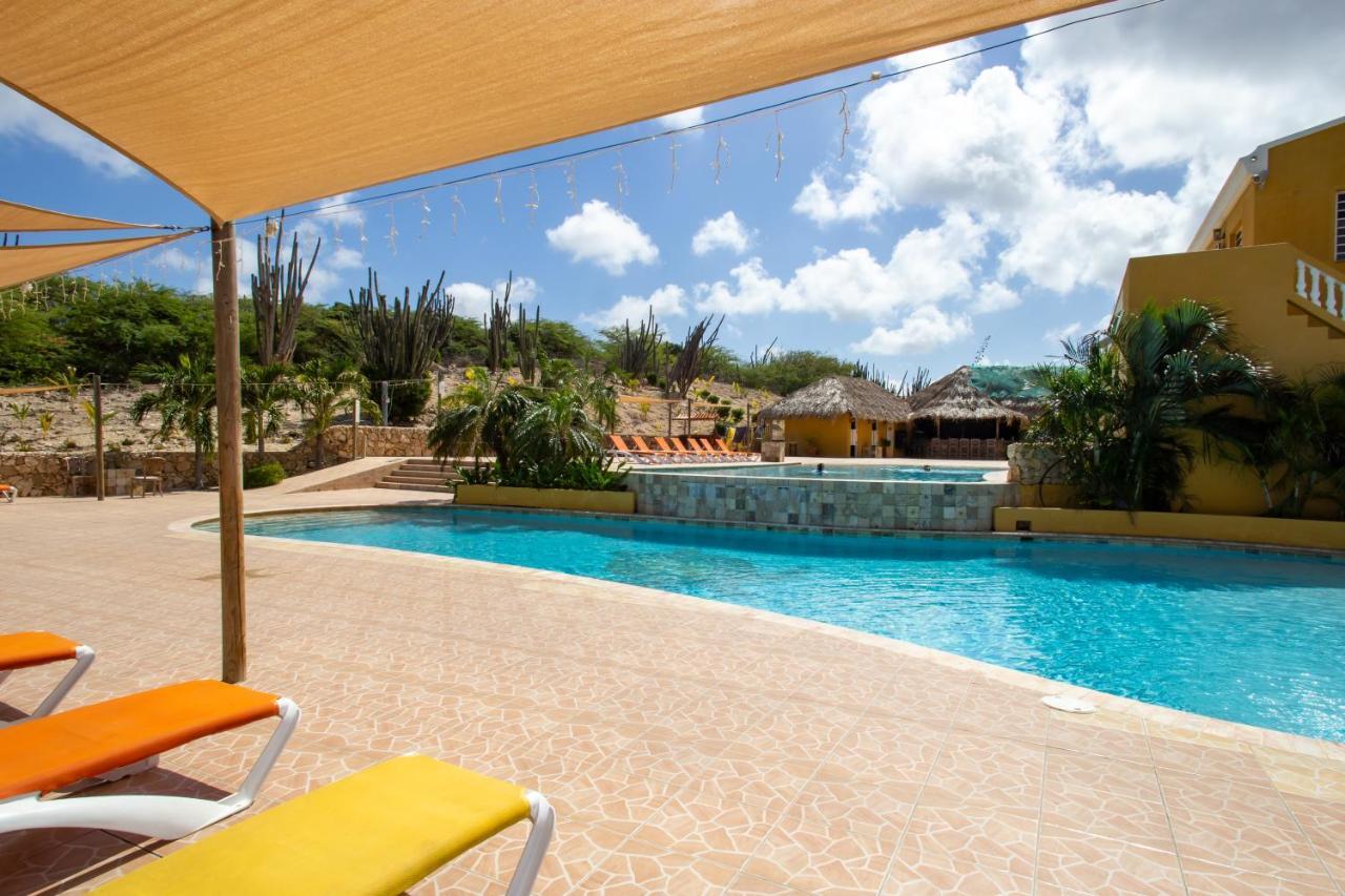Hillside Resort Bonaire คราเลนไดค์ ภายนอก รูปภาพ