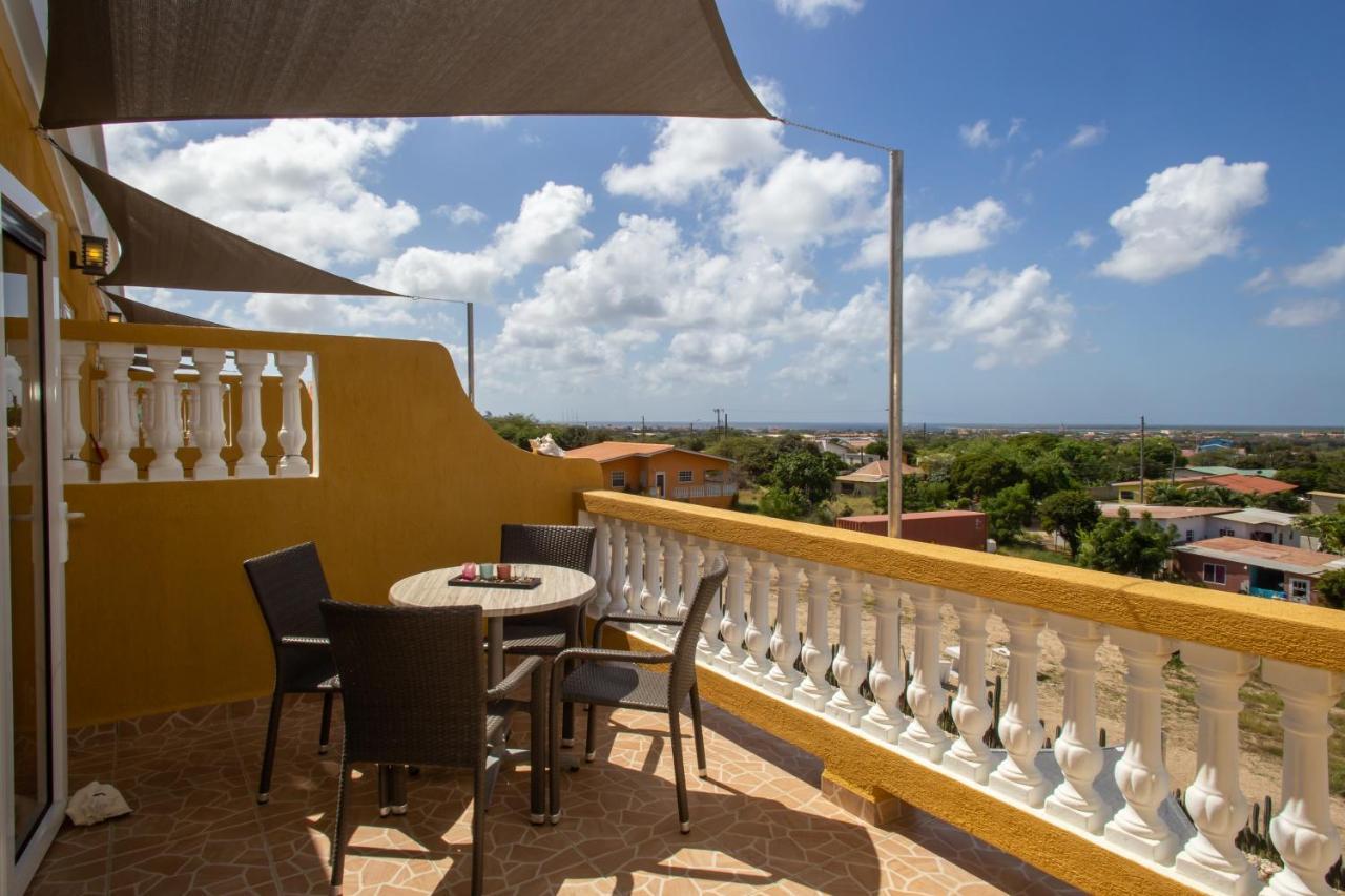 Hillside Resort Bonaire คราเลนไดค์ ภายนอก รูปภาพ