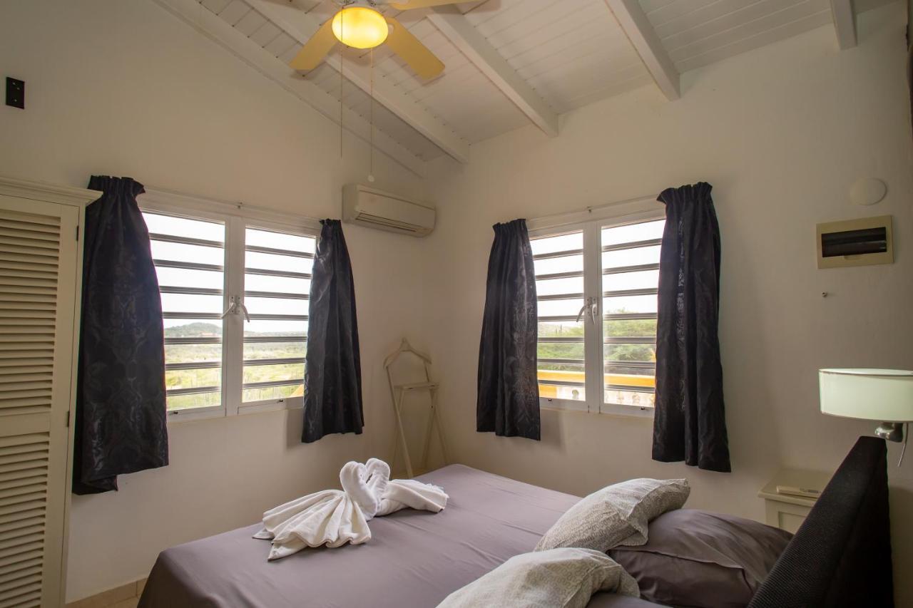 Hillside Resort Bonaire คราเลนไดค์ ภายนอก รูปภาพ