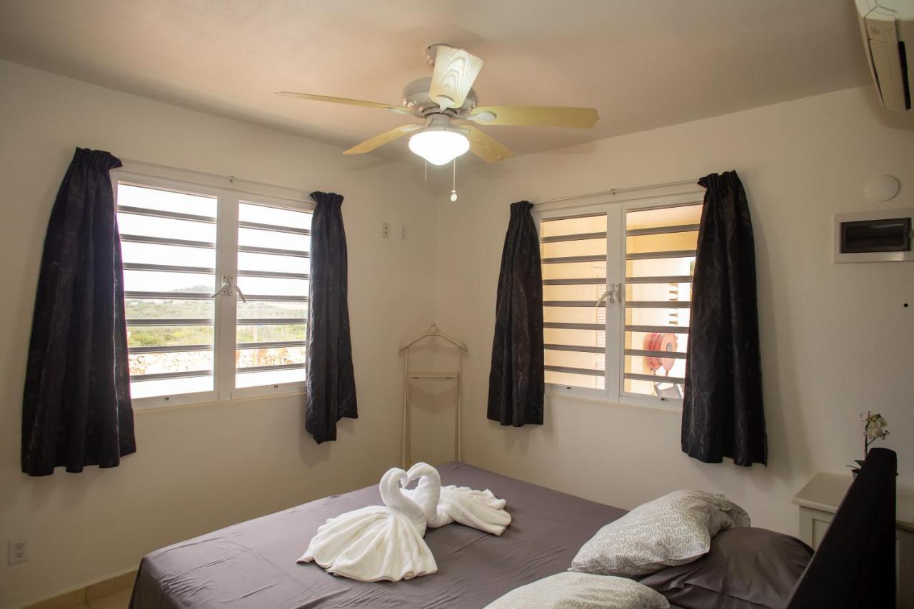 Hillside Resort Bonaire คราเลนไดค์ ภายนอก รูปภาพ