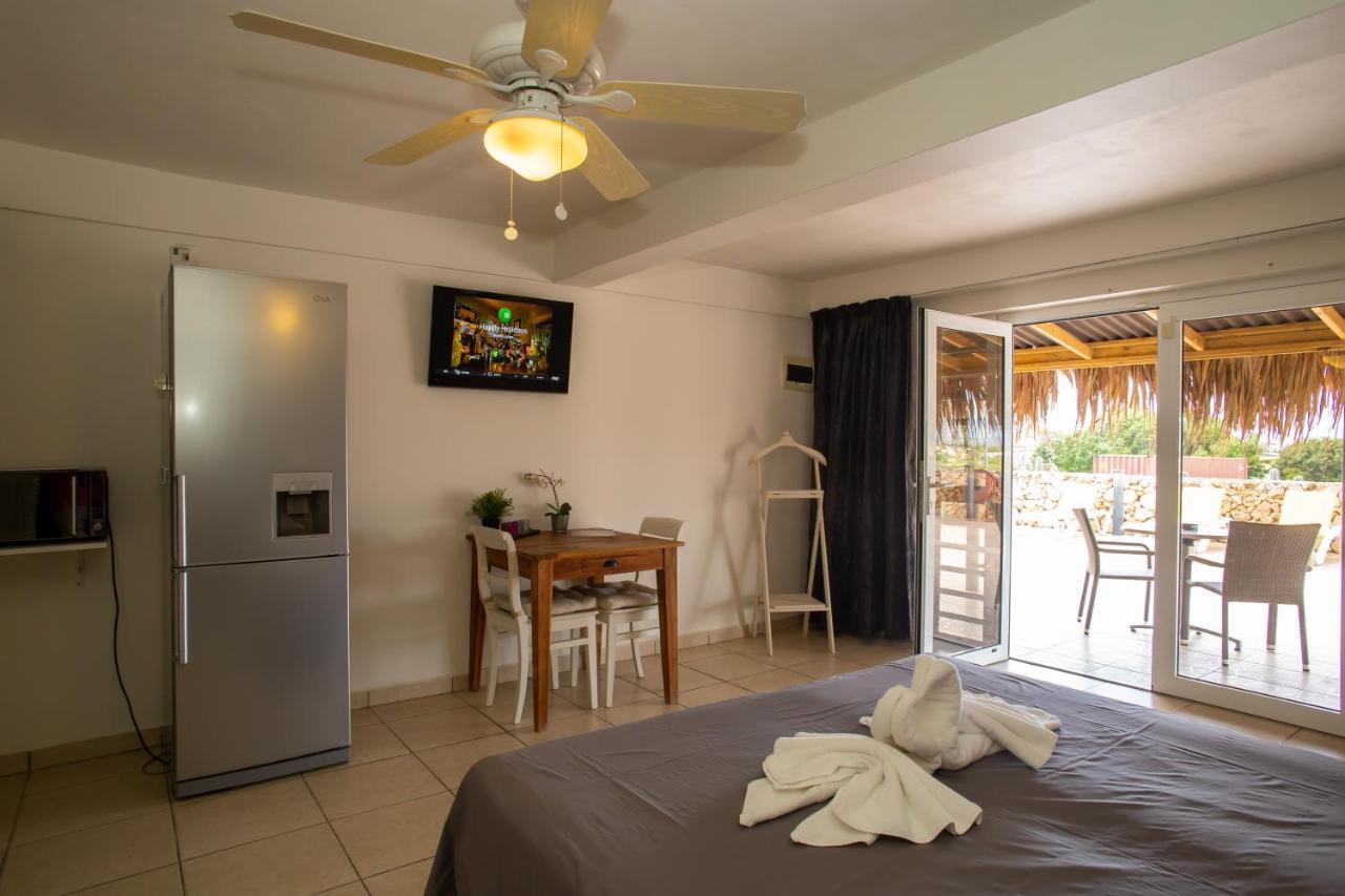 Hillside Resort Bonaire คราเลนไดค์ ภายนอก รูปภาพ